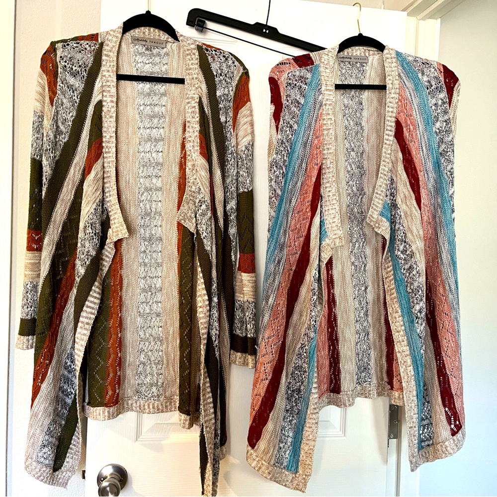2 Cardigans